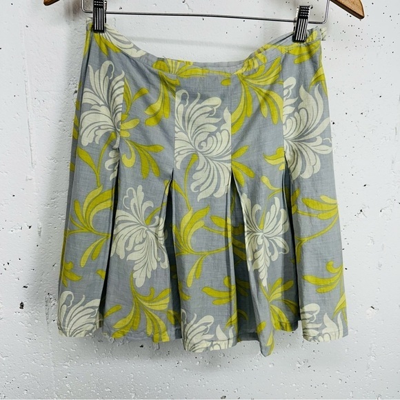 Sundance Size 4 Gray & Yellow Above Knee Pleated Lined Skirt - Picture 1 of 11
